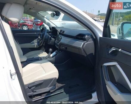 Белый Ауди Ку3, объемом двигателя 0 л и пробегом 88 тыс. км за 16000 $, фото 7 на Automoto.ua