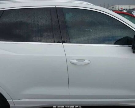 Белый Ауди Ку3, объемом двигателя 2 л и пробегом 156 тыс. км за 7500 $, фото 2 на Automoto.ua