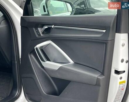 Белый Ауди Ку3, объемом двигателя 2 л и пробегом 84 тыс. км за 27990 $, фото 14 на Automoto.ua