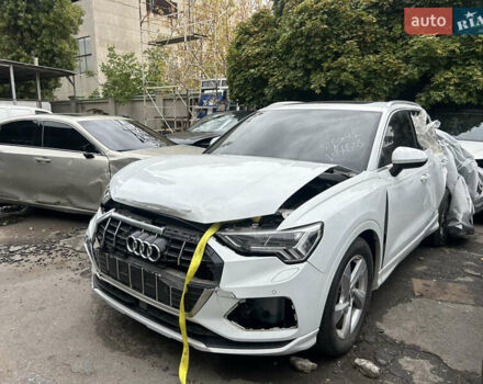 Белый Ауди Ку3, объемом двигателя 1.97 л и пробегом 40 тыс. км за 14500 $, фото 8 на Automoto.ua