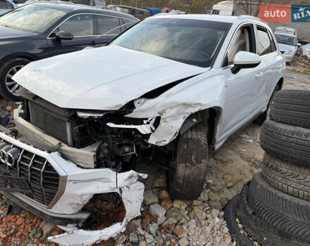 Белый Ауди Ку3, объемом двигателя 2 л и пробегом 50 тыс. км за 10500 $, фото 5 на Automoto.ua