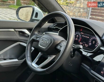 Білий Ауді Ку3, об'ємом двигуна 2 л та пробігом 42 тис. км за 28500 $, фото 88 на Automoto.ua
