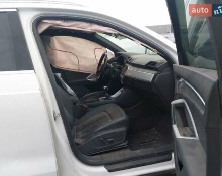 Белый Ауди Ку3, объемом двигателя 1.98 л и пробегом 100 тыс. км за 12999 $, фото 4 на Automoto.ua