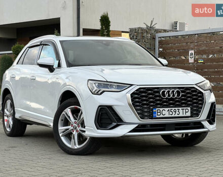 Білий Ауді Ку3, об'ємом двигуна 2 л та пробігом 42 тис. км за 28500 $, фото 4 на Automoto.ua