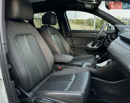 Белый Ауди Ку3, объемом двигателя 2 л и пробегом 42 тыс. км за 27999 $, фото 84 на Automoto.ua