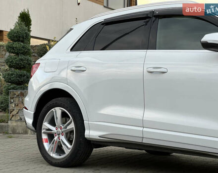 Белый Ауди Ку3, объемом двигателя 2 л и пробегом 42 тыс. км за 27999 $, фото 28 на Automoto.ua