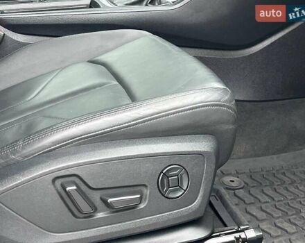 Белый Ауди Ку3, объемом двигателя 2 л и пробегом 84 тыс. км за 27990 $, фото 20 на Automoto.ua