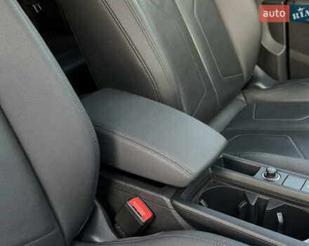 Белый Ауди Ку3, объемом двигателя 2 л и пробегом 42 тыс. км за 27999 $, фото 86 на Automoto.ua