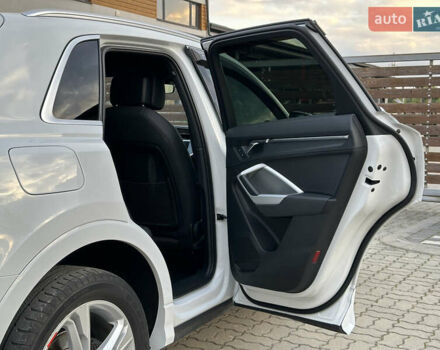 Білий Ауді Ку3, об'ємом двигуна 2 л та пробігом 42 тис. км за 28500 $, фото 74 на Automoto.ua