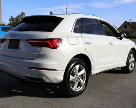 Білий Ауді Ку3, об'ємом двигуна 2 л та пробігом 38 тис. км за 11800 $, фото 4 на Automoto.ua