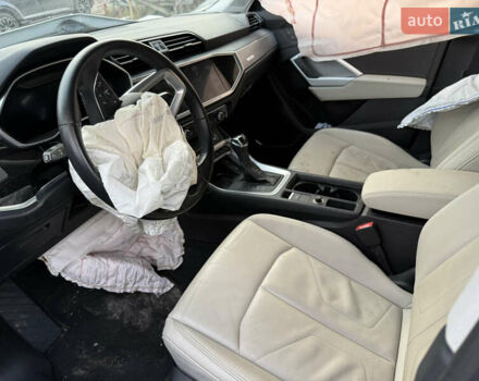 Белый Ауди Ку3, объемом двигателя 2 л и пробегом 50 тыс. км за 10500 $, фото 8 на Automoto.ua