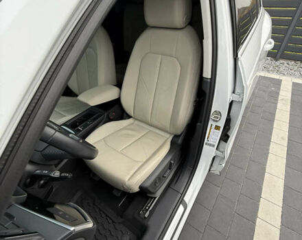 Білий Ауді Ку3, об'ємом двигуна 1.97 л та пробігом 66 тис. км за 28000 $, фото 17 на Automoto.ua