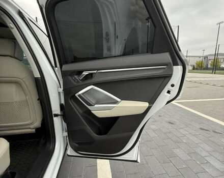 Білий Ауді Ку3, об'ємом двигуна 1.97 л та пробігом 66 тис. км за 28000 $, фото 25 на Automoto.ua