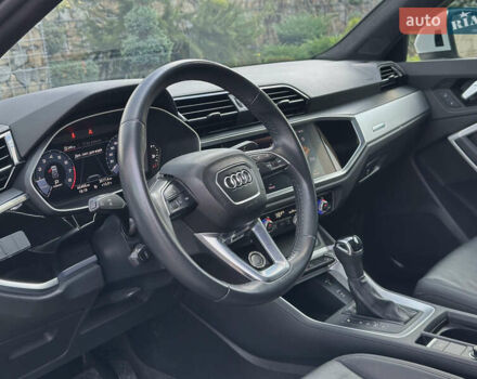 Білий Ауді Ку3, об'ємом двигуна 2 л та пробігом 42 тис. км за 28500 $, фото 49 на Automoto.ua