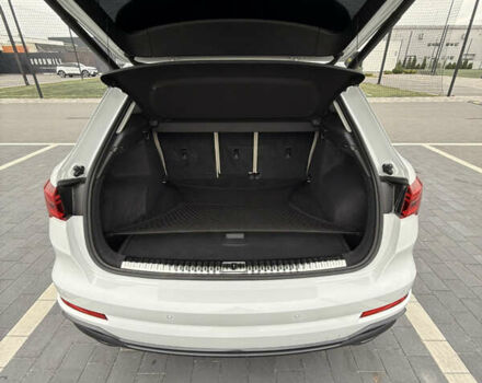 Білий Ауді Ку3, об'ємом двигуна 1.97 л та пробігом 66 тис. км за 28000 $, фото 32 на Automoto.ua