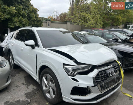 Белый Ауди Ку3, объемом двигателя 1.97 л и пробегом 40 тыс. км за 14500 $, фото 5 на Automoto.ua
