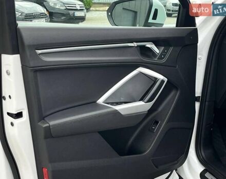 Белый Ауди Ку3, объемом двигателя 2 л и пробегом 84 тыс. км за 27990 $, фото 47 на Automoto.ua