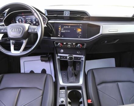 Білий Ауді Ку3, об'ємом двигуна 2 л та пробігом 38 тис. км за 11800 $, фото 10 на Automoto.ua