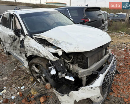 Белый Ауди Ку3, объемом двигателя 2 л и пробегом 50 тыс. км за 10500 $, фото 4 на Automoto.ua