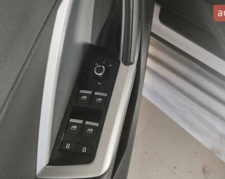 Белый Ауди Ку3, объемом двигателя 1.98 л и пробегом 142 тыс. км за 21500 $, фото 9 на Automoto.ua