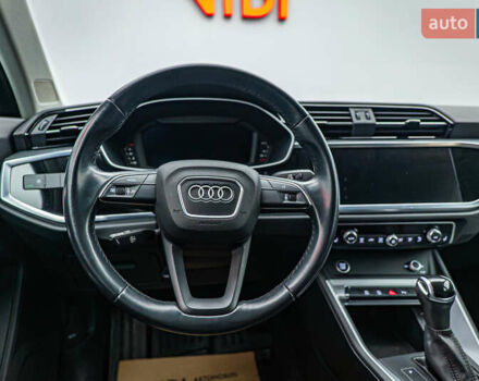 Белый Ауди Ку3, объемом двигателя 2 л и пробегом 85 тыс. км за 28800 $, фото 12 на Automoto.ua