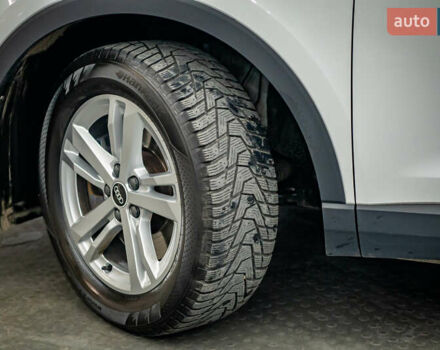 Белый Ауди Ку3, объемом двигателя 2 л и пробегом 85 тыс. км за 28800 $, фото 8 на Automoto.ua