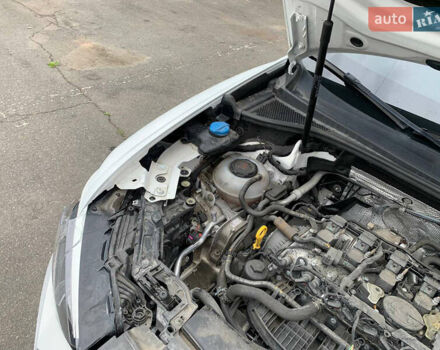 Белый Ауди Ку3, объемом двигателя 2 л и пробегом 115 тыс. км за 16989 $, фото 54 на Automoto.ua