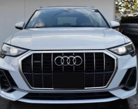 Белый Ауди Ку3, объемом двигателя 2 л и пробегом 30 тыс. км за 7000 $, фото 1 на Automoto.ua