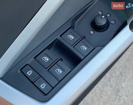 Белый Ауди Ку3, объемом двигателя 1.4 л и пробегом 46 тыс. км за 31490 $, фото 26 на Automoto.ua