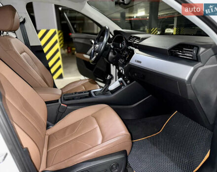 Белый Ауди Ку3, объемом двигателя 1.4 л и пробегом 32 тыс. км за 33300 $, фото 34 на Automoto.ua