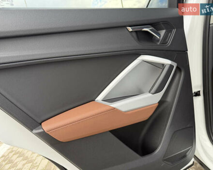 Белый Ауди Ку3, объемом двигателя 1.4 л и пробегом 46 тыс. км за 29500 $, фото 27 на Automoto.ua