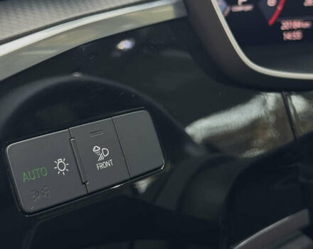 Белый Ауди Ку3, объемом двигателя 2 л и пробегом 20 тыс. км за 32500 $, фото 39 на Automoto.ua