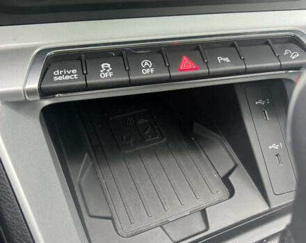 Белый Ауди Ку3, объемом двигателя 1.98 л и пробегом 16 тыс. км за 32200 $, фото 46 на Automoto.ua