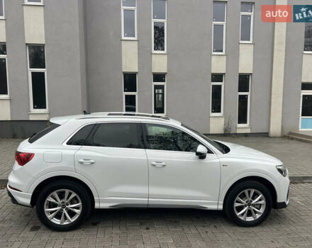 Белый Ауди Ку3, объемом двигателя 1.98 л и пробегом 16 тыс. км за 32200 $, фото 2 на Automoto.ua