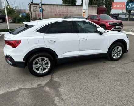 Белый Ауди Ку3, объемом двигателя 1.4 л и пробегом 6 тыс. км за 40800 $, фото 4 на Automoto.ua