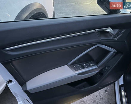 Белый Ауди Ку3, объемом двигателя 2 л и пробегом 2 тыс. км за 30000 $, фото 7 на Automoto.ua