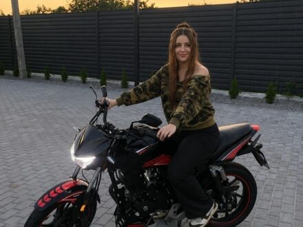 Білий Ауді Ку3, об'ємом двигуна 2 л та пробігом 90 тис. км за 448 $, фото 1 на Automoto.ua
