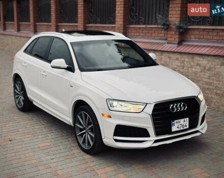 Білий Ауді Ку3, об'ємом двигуна 2 л та пробігом 80 тис. км за 19990 $, фото 1 на Automoto.ua