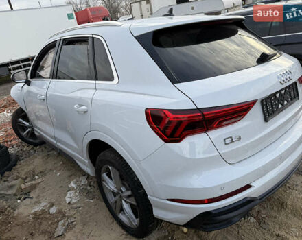 Белый Ауди Ку3, объемом двигателя 2 л и пробегом 50 тыс. км за 10500 $, фото 1 на Automoto.ua