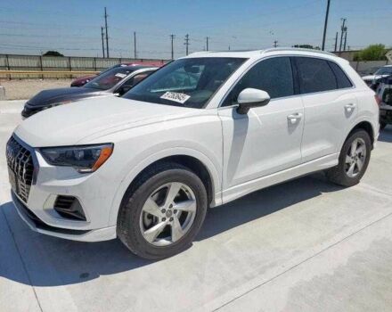 Белый Ауди Ку3, объемом двигателя 2 л и пробегом 57 тыс. км за 7000 $, фото 1 на Automoto.ua