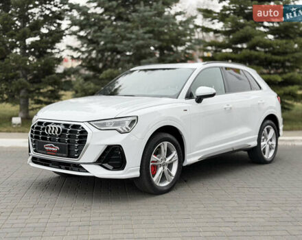 Білий Ауді Ку3, об'ємом двигуна 2 л та пробігом 55 тис. км за 27000 $, фото 1 на Automoto.ua