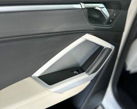 Белый Ауди Ку3, объемом двигателя 0 л и пробегом 68 тыс. км за 27800 $, фото 1 на Automoto.ua