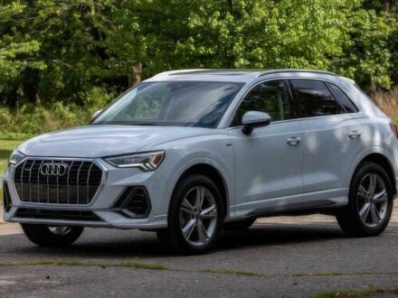 Ауди Ку3 2022 в Мукачеве на Automoto.ua Белый Ауди Ку3, объемом двигателя 2 л и пробегом 22 тыс. км за 20500 $, фото 1 на Automoto.ua