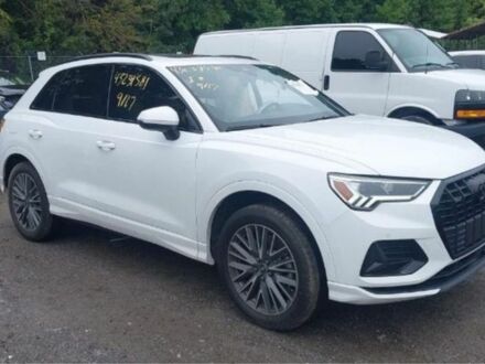 Білий Ауді Ку3, об'ємом двигуна 2 л та пробігом 35 тис. км за 24999 $, фото 1 на Automoto.ua