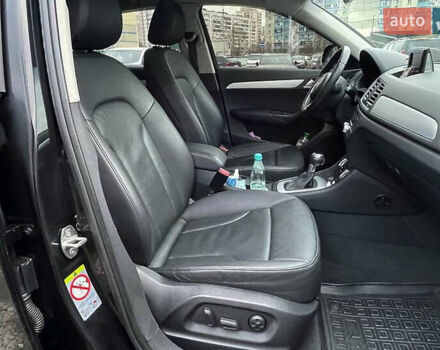 Черный Ауди Ку3, объемом двигателя 1.98 л и пробегом 107 тыс. км за 17200 $, фото 11 на Automoto.ua