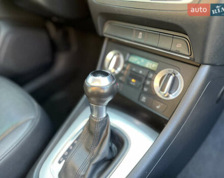 Чорний Ауді Ку3, об'ємом двигуна 2 л та пробігом 129 тис. км за 13900 $, фото 27 на Automoto.ua