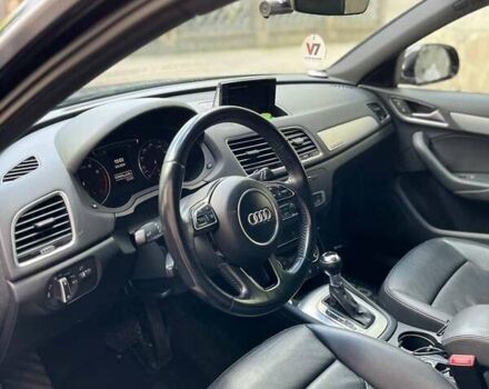 Черный Ауди Ку3, объемом двигателя 1.98 л и пробегом 200 тыс. км за 12000 $, фото 5 на Automoto.ua