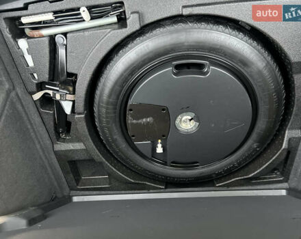 Черный Ауди Ку3, объемом двигателя 1.98 л и пробегом 193 тыс. км за 15000 $, фото 17 на Automoto.ua