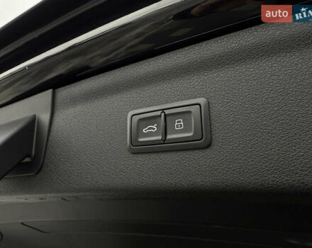 Чорний Ауді Ку3, об'ємом двигуна 2 л та пробігом 193 тис. км за 14950 $, фото 31 на Automoto.ua