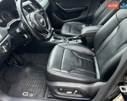 Черный Ауди Ку3, объемом двигателя 1.98 л и пробегом 193 тыс. км за 15000 $, фото 7 на Automoto.ua